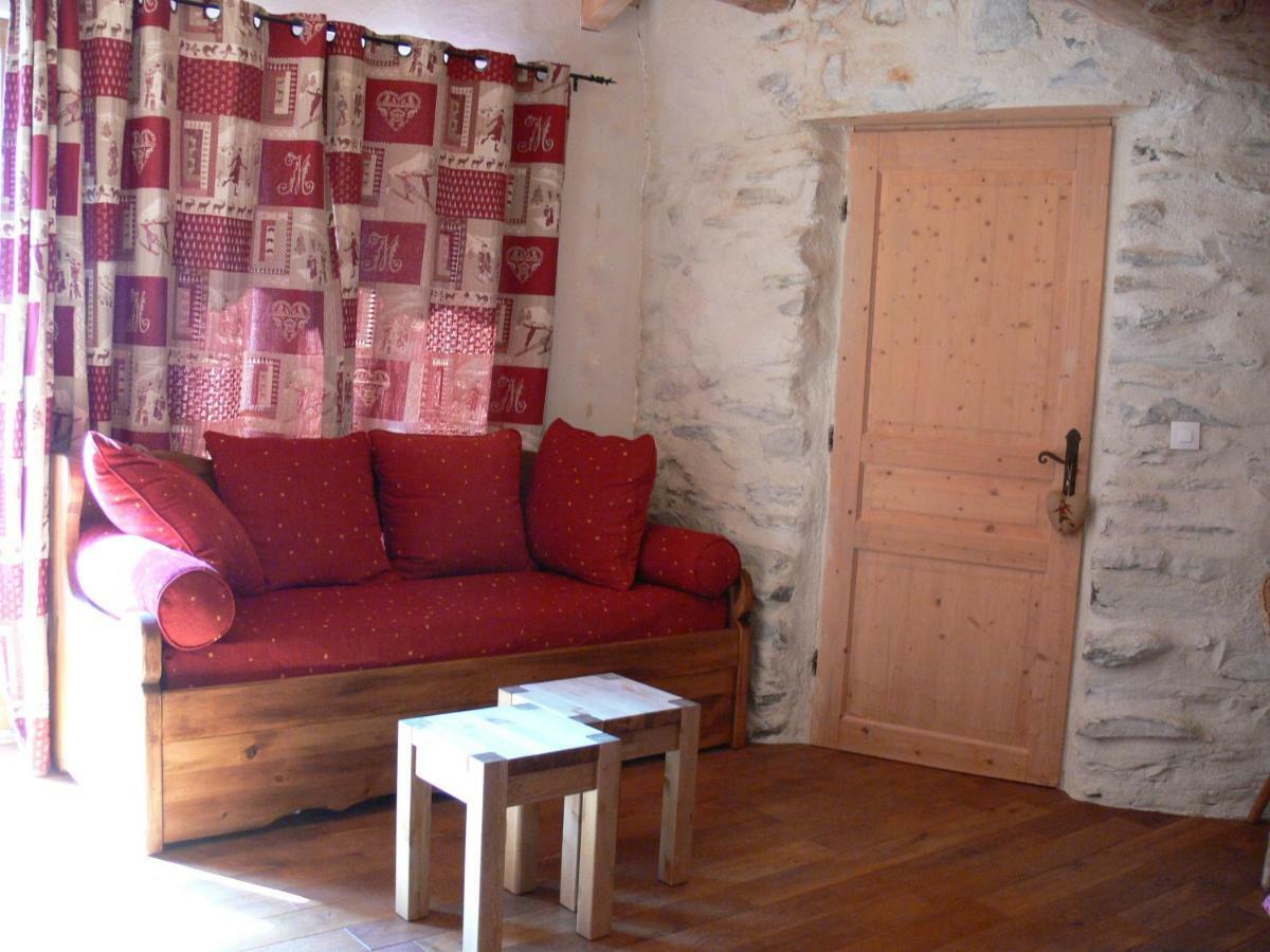 A la Bouge'Hôtes Bellentre Extérieur photo
